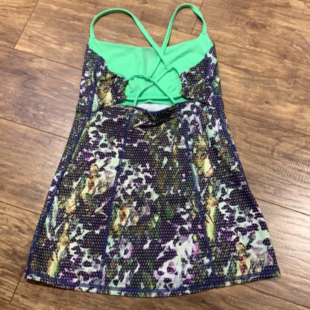 Lululemon dancing warrior tank top